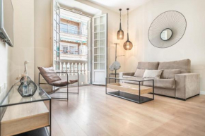Chic apartment in the heart of Malaga by REMS